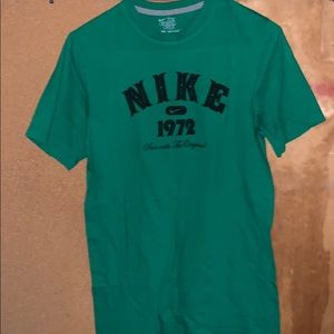 Nike Vintage T shirt size men’s small